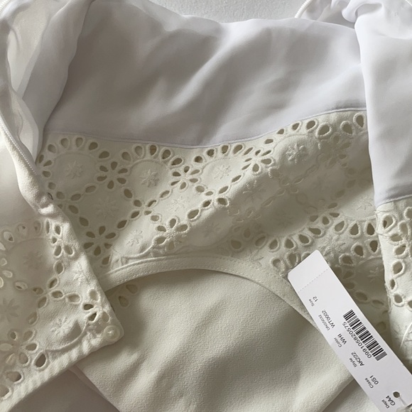 White long sleeve dress - Picture 5 of 6